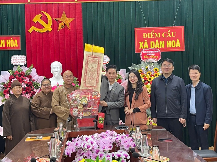  BAN ĐẠI DIỆN PHẬT GIÁO LIÊN XÃ THANH OAI CHÚC TẾT LÃNH ĐẠO XÃ DÂN HÒA NHÂN DỊP XUÂN BÍNH NGỌ 2026- Ảnh 1.