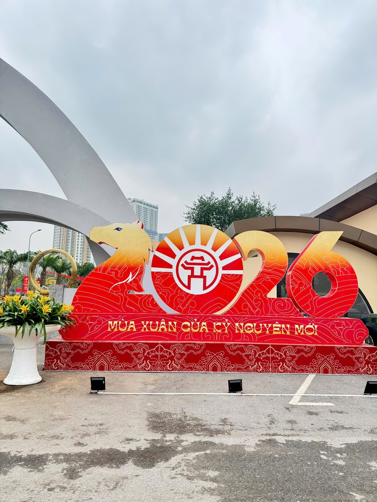 CẦU GIẤY: DIỆN MẠO MỚI - ĐIỂM ĐẾN RỰC RỠ SẮC XUÂN - SẴN SÀNG PHỤC VỤ NHÂN DÂN VUI TẾT BÍNH NGỌ- Ảnh 14.