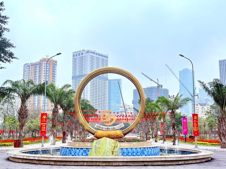 CẦU GIẤY: DIỆN MẠO MỚI - ĐIỂM ĐẾN RỰC RỠ SẮC XUÂN - SẴN SÀNG PHỤC VỤ NHÂN DÂN VUI TẾT BÍNH NGỌ- Ảnh 17.