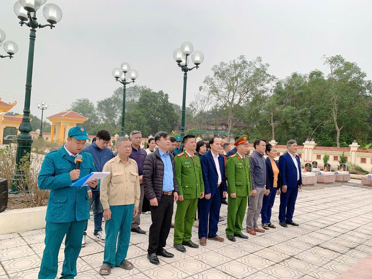 XÃ ỨNG THIÊN DÂNG HƯƠNG TƯỞNG NIỆM CÁC ANH HÙNG LIỆT SĨ NHÂN DỊP TẾT NGUYÊN ĐÁN BÍNH NGỌ 2026- Ảnh 7.