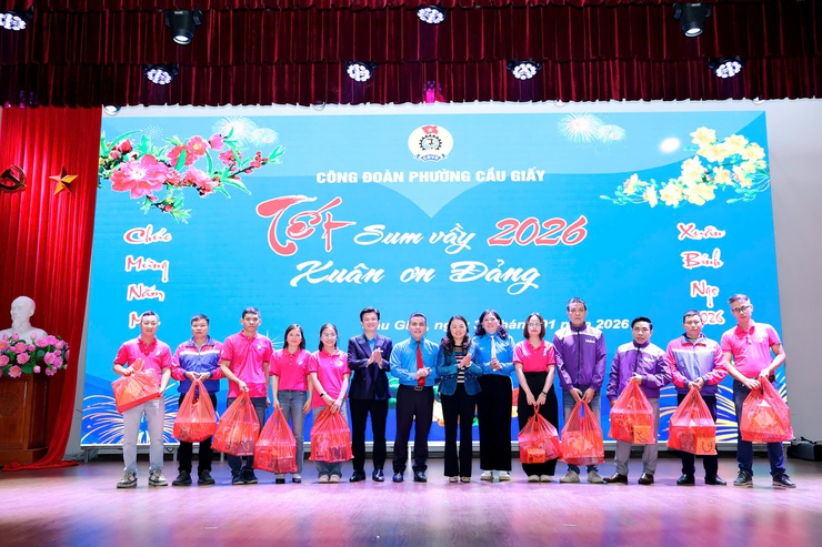 CÔNG ĐOÀN PHƯỜNG CẦU GIẤY - ĐIỂM TỰA TIN CẬY CỦA ĐOÀN VIÊN, NGƯỜI LAO ĐỘNG- Ảnh 12.