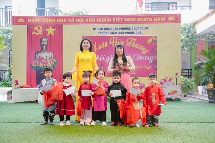 Lễ hội gói bánh chưng mang “Xuân yêu thương” đến học sinh Trường Mầm non Phụng Châu- Ảnh 10.