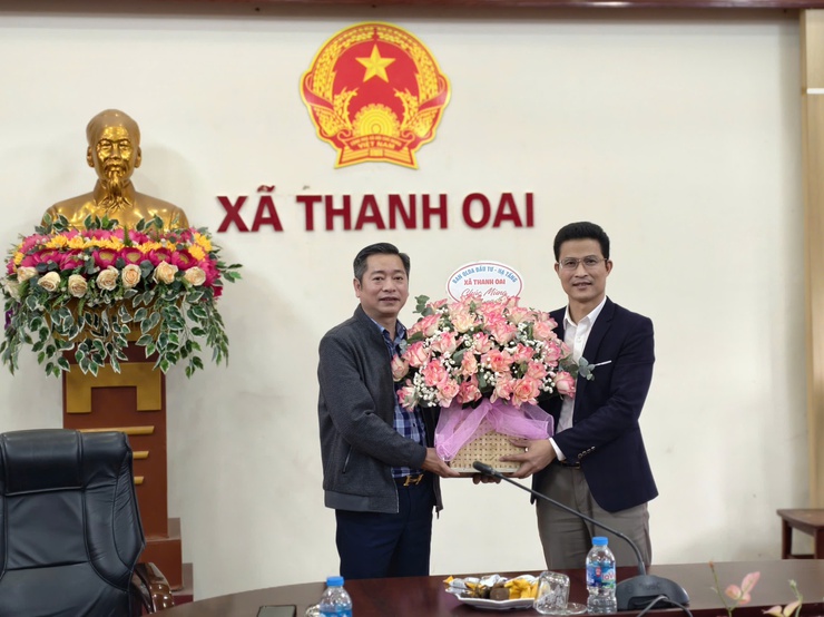 Xã Thanh Oai công bố Quyết định điều động, bổ nhiệm Phó Giám đốc Ban Quản lý dự án đầu tư hạ tầng- Ảnh 2.