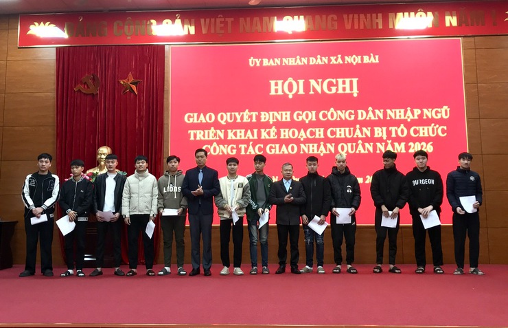 Xã Nội Bài giao quyết định gọi công dân nhập ngũ năm 2026- Ảnh 6.