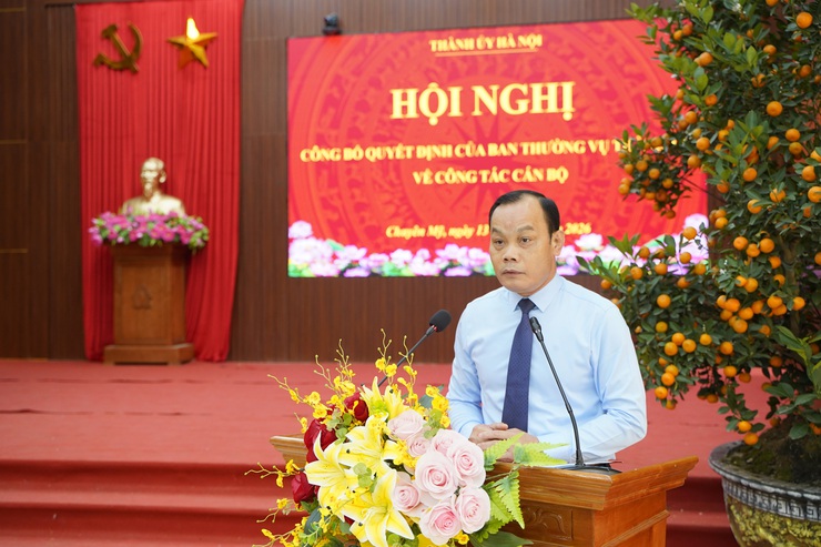 Hội nghị công bố Quyết định của Ban Thường vụ Thành uỷ Chuẩn y Bí thư Đảng uỷ xã Chuyên Mỹ- Ảnh 1.