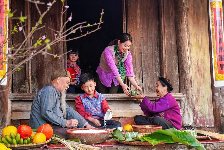 Gìn giữ phong tục Tết Nguyên đán – Nét đẹp văn hóa trường tồn của dân tộc Việt Nam

- Ảnh 1.