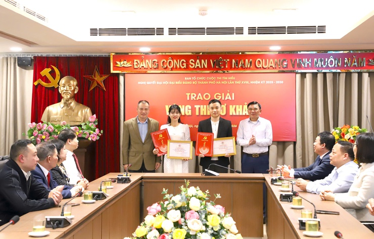 Chuyên viên Điểm hỗ trợ Dịch vụ công số Hồng Vân – Chi Nhánh 11 – đạt giải Nhất tuần 4 Cuộc thi “Tìm hiểu Nghị Quyết Đại hội Đại biểu Đảng bộ Thành phố Hà Nội lần thứ XVIII”- Ảnh 1.