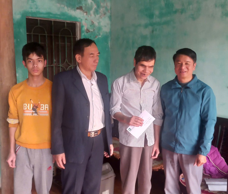 Chi hội Người mù liên xã Chương Mỹ;  tặng quà Tết cho người khiếm thị tại xã Quảng Bị; Anh Nguyễn Văn Đoàn cùng nhóm phóng sinh thiện nguyện tặng quà Tết cho hộ có hoàn cảnh khó khăn- Ảnh 5.