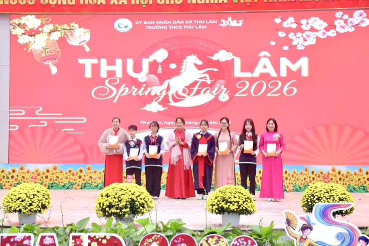 TRƯỜNG THCS THƯ LÂM TỔ CHỨC CHƯƠNG TRÌNH HỘI XUÂN 2026 VỚI CHỦ ĐỀ “HÀNH TRÌNH DI SẢN – KHÁT VỌNG VƯƠN XA”
- Ảnh 18.