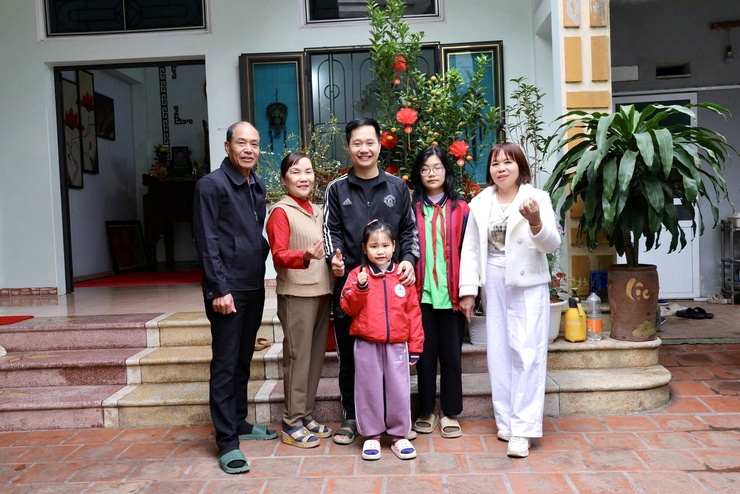 TẤM GƯƠNG SÁNG VỀ LÒNG TRUNG THỰC: “NHẶT ĐƯỢC CỦA RƠI, TRẢ NGƯỜI ĐÁNH MẤT”- Ảnh 5.