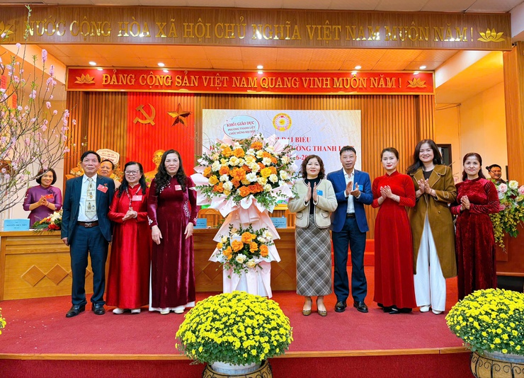 Đồng chí Nguyễn Thị Tuyết Lê giữ chức Chủ tịch Hội cựu giáo chức phường nhiệm kỳ 2026 - 2031- Ảnh 6.