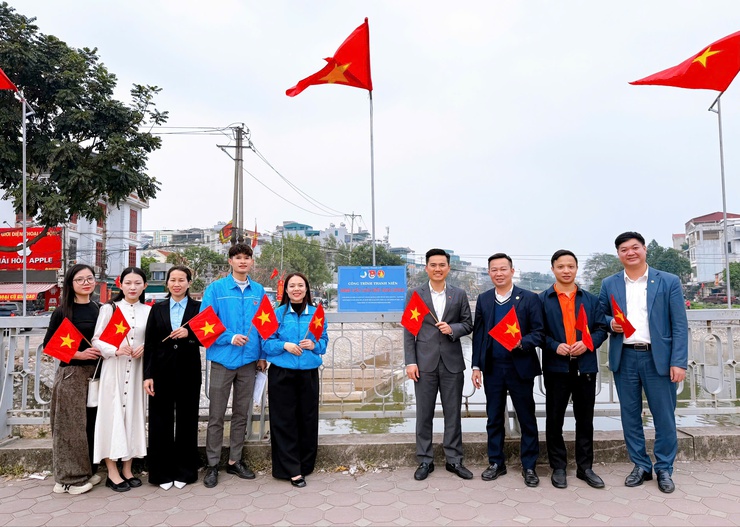 Đoàn thanh niên phường Thanh Liệt: Khánh thành công trình thanh niên “Nhịp cầu gắn kết non sông”- Ảnh 1.
