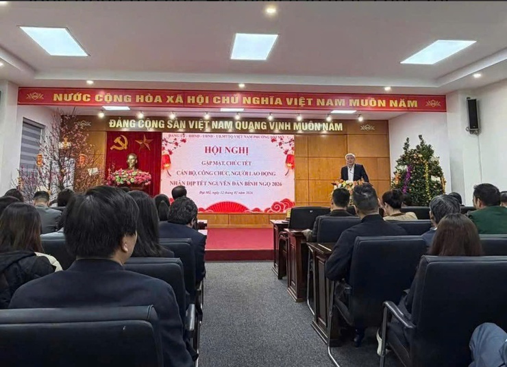 HỘI NGHỊ GẶP MẶT, CHÚC TẾT CÁN BỘ, CÔNG CHỨC, NGƯỜI LAO ĐỘNG CÁC CƠ QUAN PHƯỜNG ĐẠI MỖ NHÂN DỊP XUÂN BÍNH NGỌ 2026
BA- Ảnh 1.