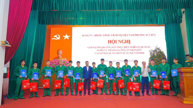 Phường Từ Liêm tổ chức Hội nghị gặp mặt, động viên công dân nhập ngũ năm 2026
	
- Ảnh 6.
