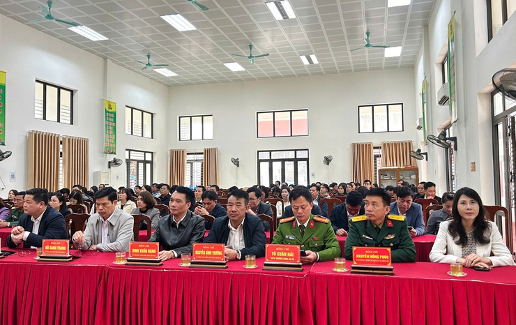 Phúc Lộc: Gặp mặt, chúc Tết cán bộ, công chức, viên chức, người lao động nhân dịp Tết Nguyên đán Bính Ngọ 2026- Ảnh 3.