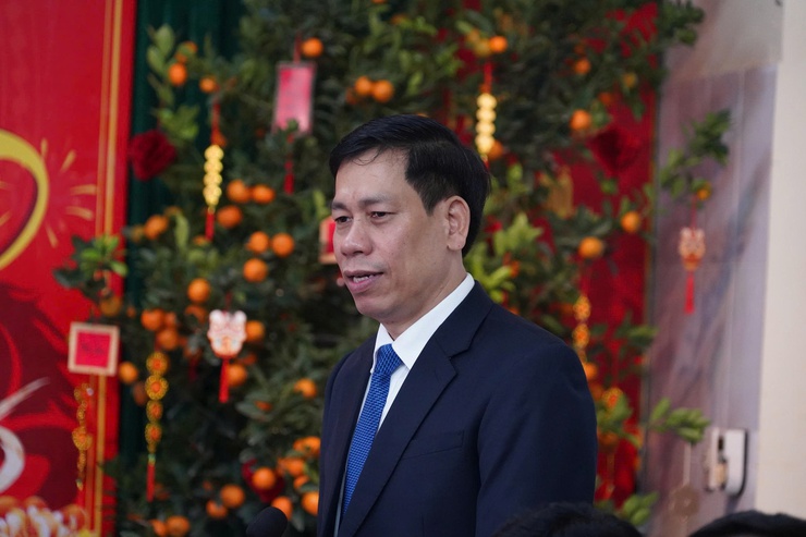 Đồng chí Vũ Ngọc Hòa – Phó Bí thư Thường trực Đảng ủy phườngthăm, chúc Tết các cơ sở tôn giáo và Bệnh viện Đa khoa Chương Mỹ nhân dịp Xuân Bính Ngọ 2026- Ảnh 1.