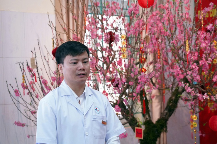 Đồng chí Vũ Ngọc Hòa – Phó Bí thư Thường trực Đảng ủy phườngthăm, chúc Tết các cơ sở tôn giáo và Bệnh viện Đa khoa Chương Mỹ nhân dịp Xuân Bính Ngọ 2026- Ảnh 4.