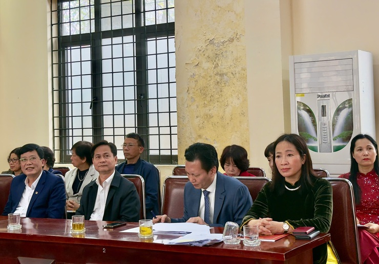 Đảng ủy phường Tây Mỗ công bố và trao quyết định về công tác cán bộ- Ảnh 1.