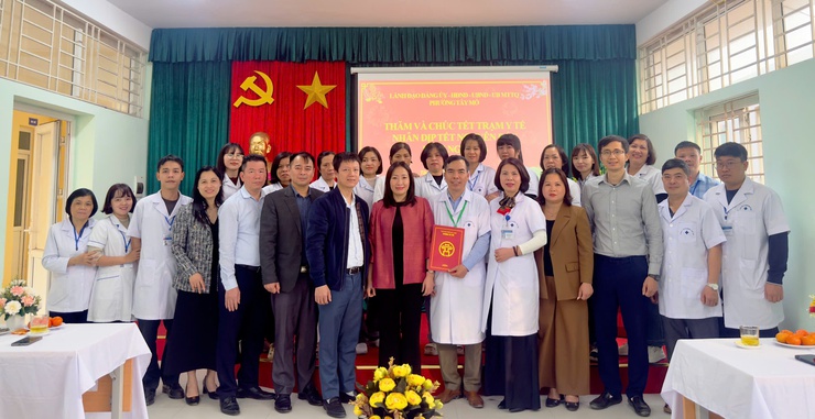 Lãnh đạo phường Tây Mỗ thăm, động viên các đơn vị ứng trực Tết Bính Ngọ 2026- Ảnh 3.