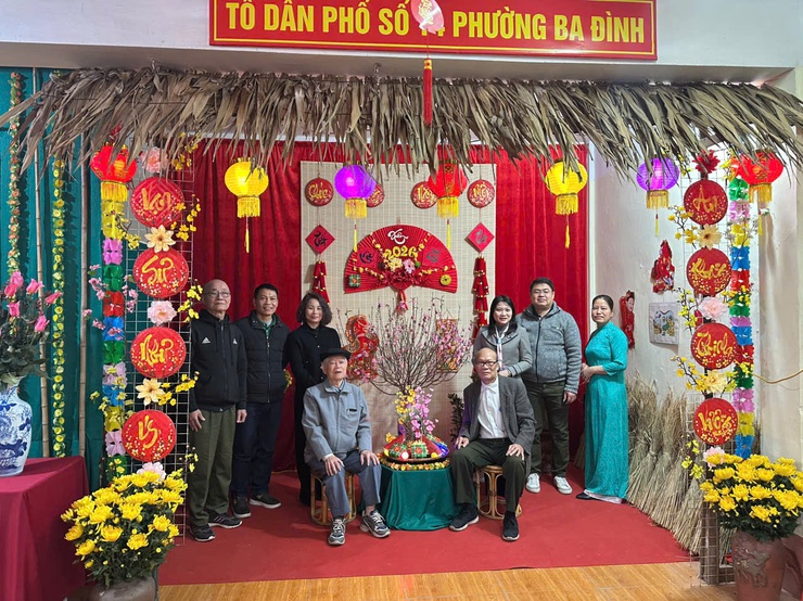 RỘN RÀNG SẮC XUÂN – ĐIỂM CHECK-IN TẾT LAN TỎA KHÔNG KHÍ MỪNG ĐẢNG, MỪNG XUÂN BÍNH NGỌ 2026 TẠI PHƯỜNG BA ĐÌNH- Ảnh 1.