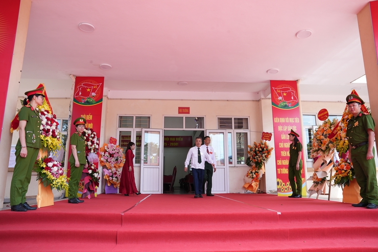 Công an xã Quảng Bị - Giữ trọn bình yên cho nhân dân đón Tết cổ truyền- Ảnh 2.