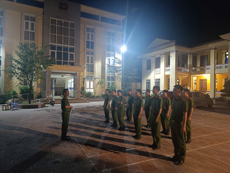 Công an xã Quảng Bị - Giữ trọn bình yên cho nhân dân đón Tết cổ truyền- Ảnh 9.