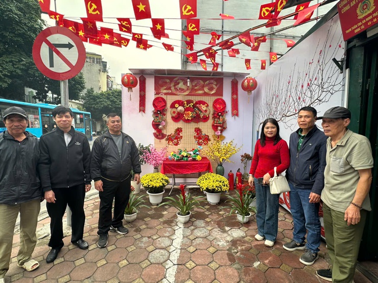 RỘN RÀNG SẮC XUÂN – ĐIỂM CHECK-IN TẾT LAN TỎA KHÔNG KHÍ MỪNG ĐẢNG, MỪNG XUÂN BÍNH NGỌ 2026 TẠI PHƯỜNG BA ĐÌNH- Ảnh 22.