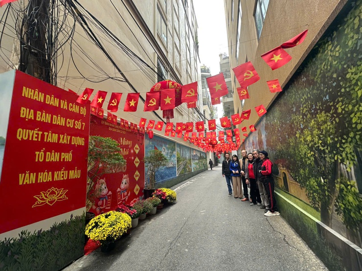 RỘN RÀNG SẮC XUÂN – ĐIỂM CHECK-IN TẾT LAN TỎA KHÔNG KHÍ MỪNG ĐẢNG, MỪNG XUÂN BÍNH NGỌ 2026 TẠI PHƯỜNG BA ĐÌNH- Ảnh 33.