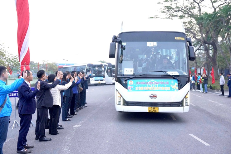 CHƯƠNG TRÌNH XE Ô TÔ MIỄN PHÍ ĐƯA CÔNG NHÂN VỀ QUÊ ĐÓN TẾT BÍNH NGỌ 2026 – ẤM ÁP NGHĨA TÌNH CÔNG ĐOÀN- Ảnh 12.