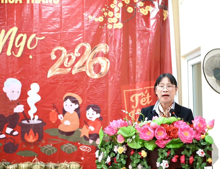 Lan tỏa yêu thương từ chương trình “Gói bánh chưng – Tết an lành” năm thứ 3 tại thôn Bùng, xã Tây Phương- Ảnh 2.