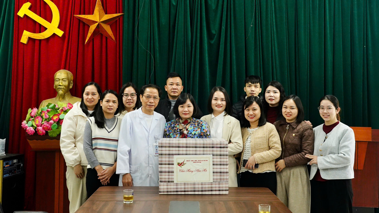 Lãnh đạo xã Yên Lãng thăm, chúc Tết các đơn vị nhân dịp chuẩn bị đón Xuân Bính Ngọ 2026- Ảnh 6.