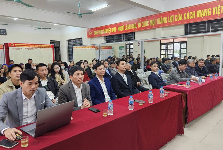 Uỷ ban Nhân dân - Ủy ban MTTQ Việt Nam xã Gia Lâm tổ chức Hội nghị lấy ý kiến nhận xét và tín nhiệm của cử tri nơi cư trú đối với người ứng cử đại biểu HĐND các cấp, nhiệm kỳ 2026–2031.- Ảnh 2.