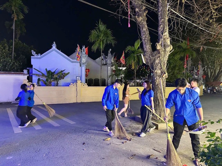 Đoàn Thanh niên xã Quảng Bị làn tỏa yêu thương qua những phần quà Tết nghĩa tình

- Ảnh 9.