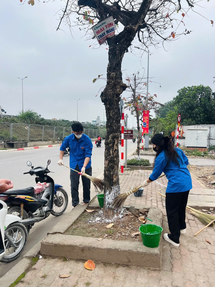 PHƯỜNG LĨNH NAM RA QUÂN CAO ĐIỂM CHỈNH TRANG ĐÔ THỊ, GIẢI QUYẾT ĐIỂM NGHẼN PHỤC VỤ NHÂN DÂN ĐÓN TẾT NGUYÊN ĐÁN BÍNH NGỌ 2026- Ảnh 12.