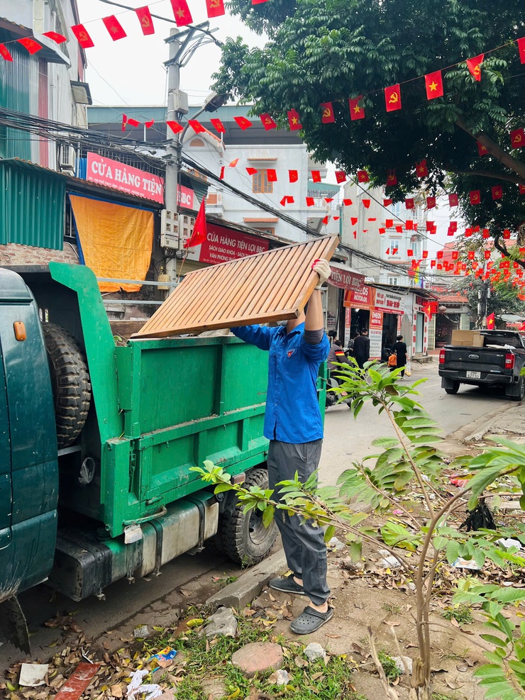 PHƯỜNG LĨNH NAM RA QUÂN CAO ĐIỂM CHỈNH TRANG ĐÔ THỊ, GIẢI QUYẾT ĐIỂM NGHẼN PHỤC VỤ NHÂN DÂN ĐÓN TẾT NGUYÊN ĐÁN BÍNH NGỌ 2026- Ảnh 14.