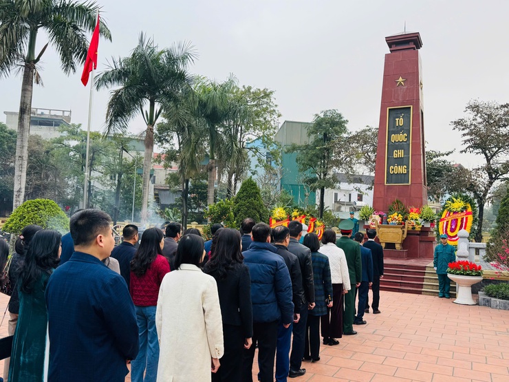 XÃ THANH TRÌ: GIỮ TRỌN ĐẠO LÝ UỐNG NƯỚC NHỚ NGUỒN, TIẾP NỐI TRUYỀN THỐNG CHA ANH- Ảnh 2.