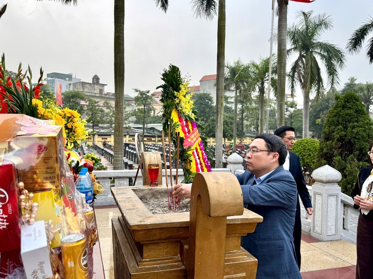 XÃ THANH TRÌ: GIỮ TRỌN ĐẠO LÝ UỐNG NƯỚC NHỚ NGUỒN, TIẾP NỐI TRUYỀN THỐNG CHA ANH- Ảnh 8.