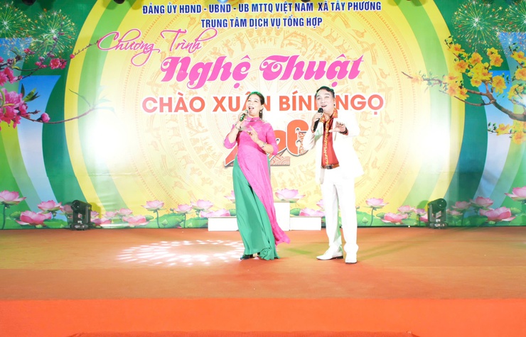 XÃ TÂY PHƯƠNG TỔ CHỨC THÀNH CÔNG CHƯƠNG TRÌNH NGHỆ THUẬT CHÀO XUÂN BÍNH NGỌ 2026- Ảnh 5.