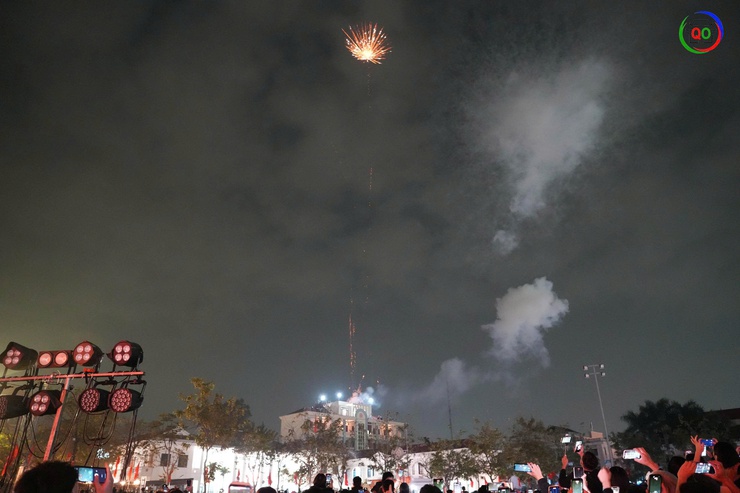 Rộn ràng Đêm giao thừa Xuân Bính Ngọ 2026: Sắc xuân thăng hoa – Pháo hoa rực sáng bầu trời Quốc Oai- Ảnh 36.
