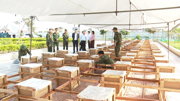 Đồng Chí Bí Thư Đảng ủy xã Phú Xuyên thăm, chúc tết các đơn vị làm nhiệm vụ trực tết 2026- Ảnh 9.