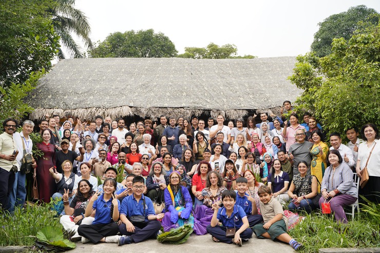 Chuyên Mỹ: Ứng dụng chuyển đổi số, đưa sản phẩm làng nghề vươn xa- Ảnh 5.