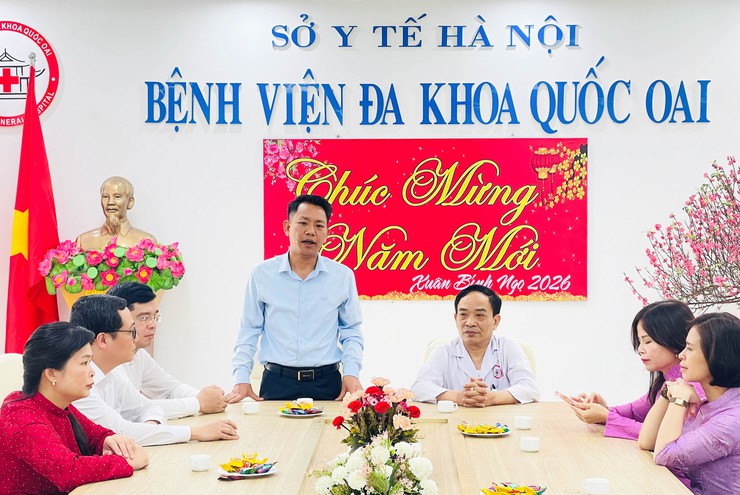 PHÓ BÍ THƯ THƯỜNG TRỰC ĐẢNG ỦY PHÙNG VĂN TÀI THĂM, CHÚC TẾT CÁC ĐƠN VỊ TRỰC TẾT NHÂN DỊP XUÂN BÍNH NGỌ 2026- Ảnh 7.