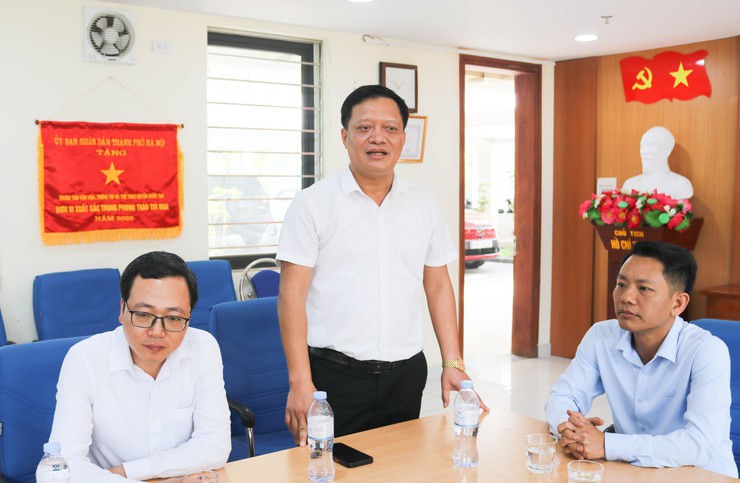 PHÓ BÍ THƯ THƯỜNG TRỰC ĐẢNG ỦY PHÙNG VĂN TÀI THĂM, CHÚC TẾT CÁC ĐƠN VỊ TRỰC TẾT NHÂN DỊP XUÂN BÍNH NGỌ 2026- Ảnh 8.