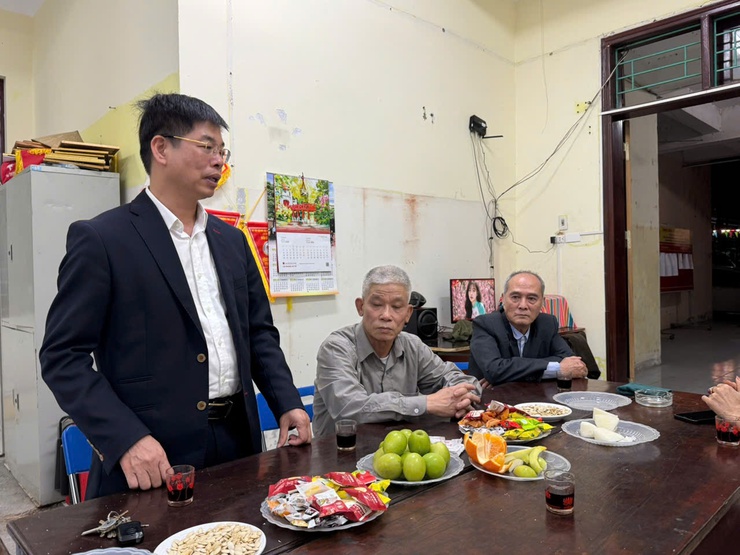 Phường Phú Lương tăng cường kiểm tra, động viên các lực lượng trực tết Nguyên đán Bính Ngọ 2026- Ảnh 5.