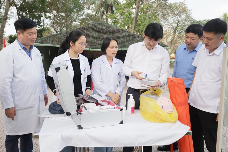 Kiểm tra công tác đảm bảo y tế phục vụ bắn pháo hoa Tết Nguyên đán Bính Ngọ năm 2026 - Ảnh 2.