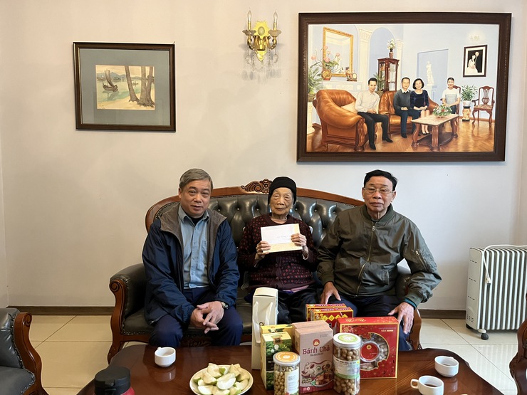 Tết sẻ chia ở Ngọc Hà - Nghĩa tình lan tỏa- Ảnh 17.