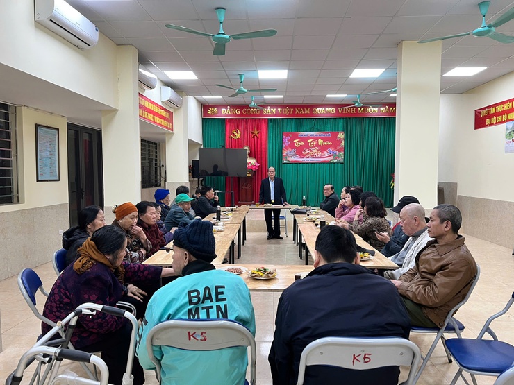 Tết sẻ chia ở Ngọc Hà - Nghĩa tình lan tỏa- Ảnh 19.