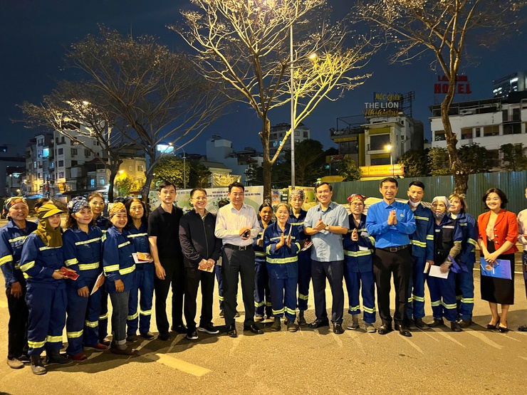 Phường Xuân Đỉnh: Thăm hỏi, động viên người lao động có hoàn cảnh khó khăn dịp Tết Bính Ngọ 2026- Ảnh 2.