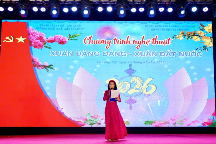 Phường Chương Mỹ tổ chức Chương trình nghệ thuật "Xuân dâng Đảng - Xuân đất nước"
- Ảnh 1.