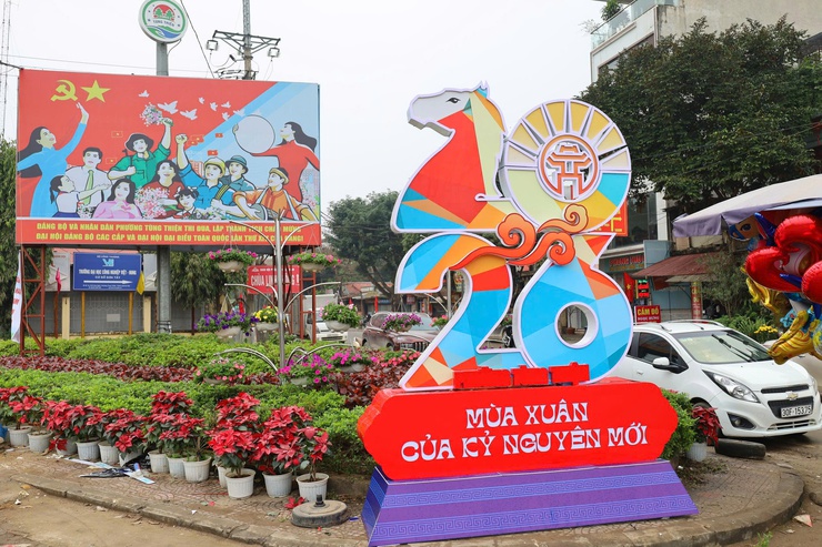 Sắc xuân Tùng Thiện – rực rỡ cờ hoa, vững bước niềm tin- Ảnh 3.